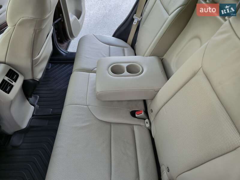 Внедорожник / Кроссовер Honda CR-V 2013 в Радивилове