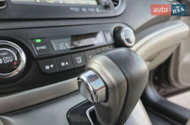 Позашляховик / Кросовер Honda CR-V 2013 в 