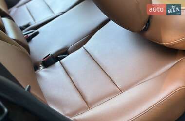 Позашляховик / Кросовер Honda CR-V 2011 в 