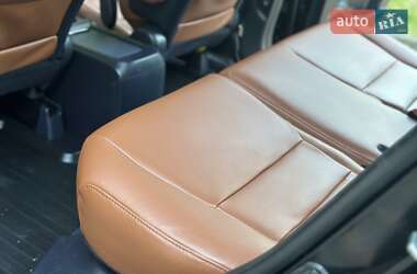 Позашляховик / Кросовер Honda CR-V 2011 в 
