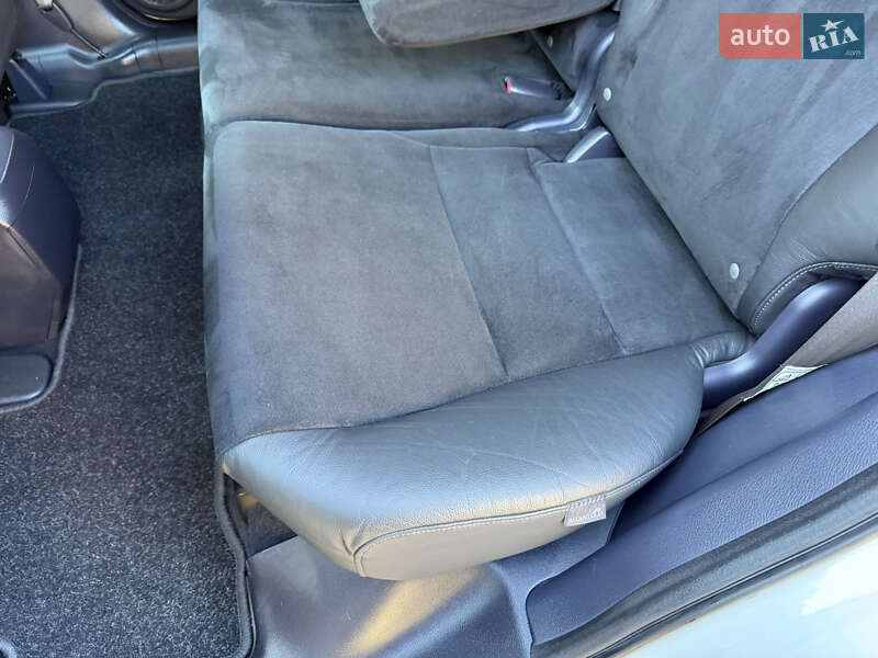 Внедорожник / Кроссовер Honda CR-V 2011 в Тернополе