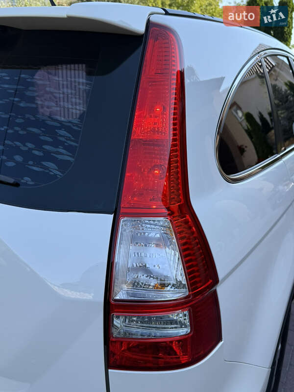 Внедорожник / Кроссовер Honda CR-V 2011 в Тернополе