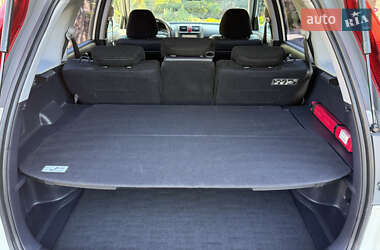 Внедорожник / Кроссовер Honda CR-V 2011 в 