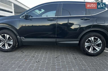Внедорожник / Кроссовер Honda CR-V 2017 в 