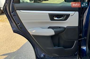 Внедорожник / Кроссовер Honda CR-V 2018 в 