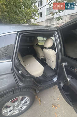 Внедорожник / Кроссовер Honda CR-V 2010 в 