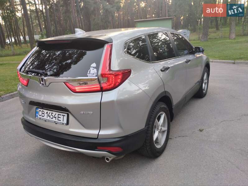 Внедорожник / Кроссовер Honda CR-V 2017 в Чернигове
