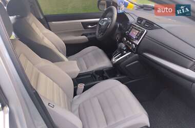 Внедорожник / Кроссовер Honda CR-V 2017 в 