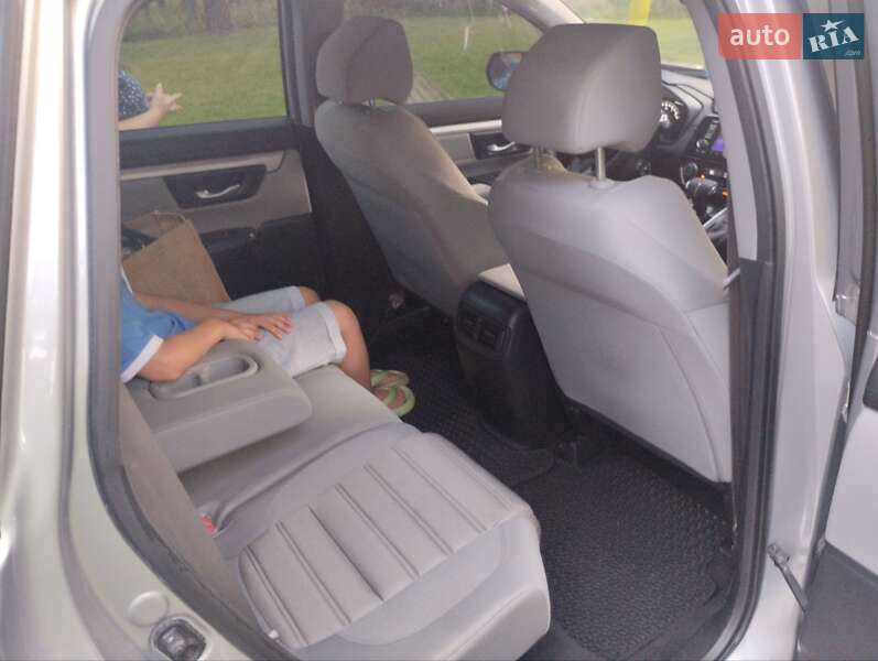 Внедорожник / Кроссовер Honda CR-V 2017 в Чернигове