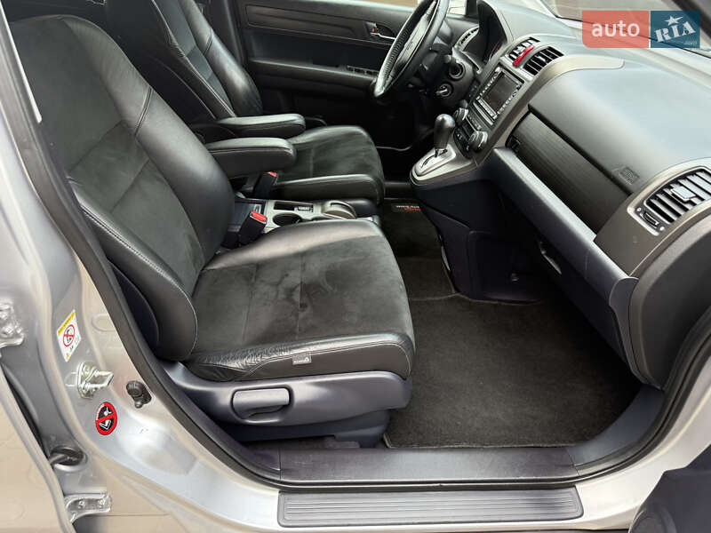 Внедорожник / Кроссовер Honda CR-V 2011 в Луцке