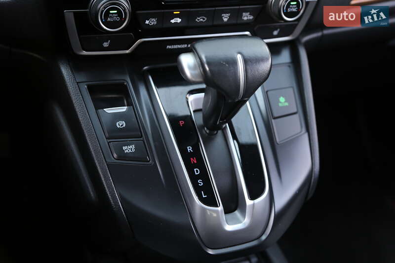 Внедорожник / Кроссовер Honda CR-V 2019 в Киеве