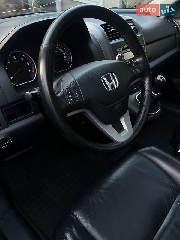 Внедорожник / Кроссовер Honda CR-V 2008 в Могилев-Подольске