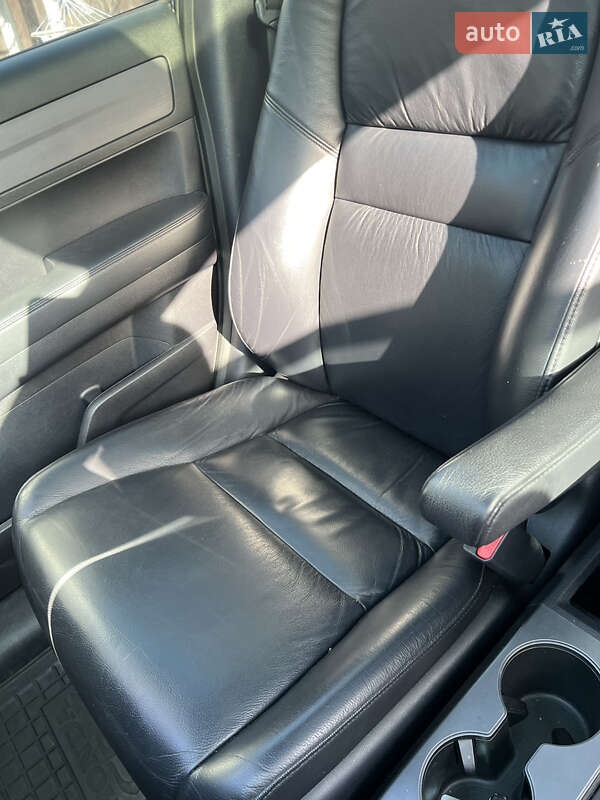 Внедорожник / Кроссовер Honda CR-V 2008 в Могилев-Подольске
