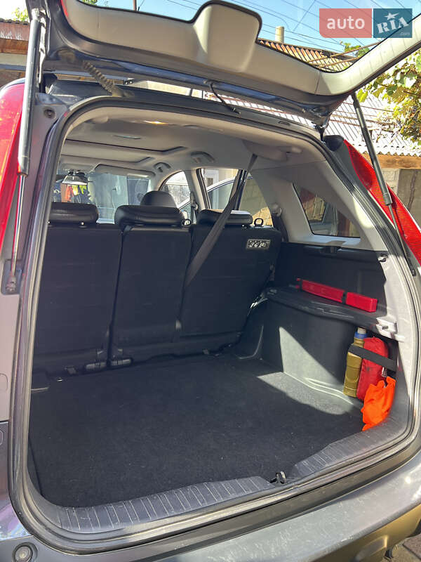 Внедорожник / Кроссовер Honda CR-V 2008 в Могилев-Подольске
