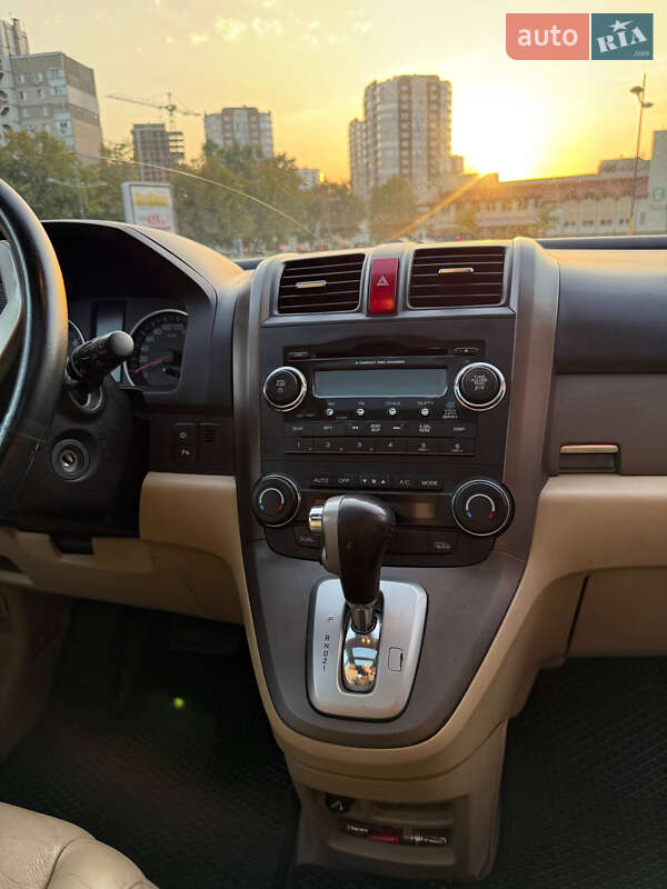 Позашляховик / Кросовер Honda CR-V 2008 в Києві