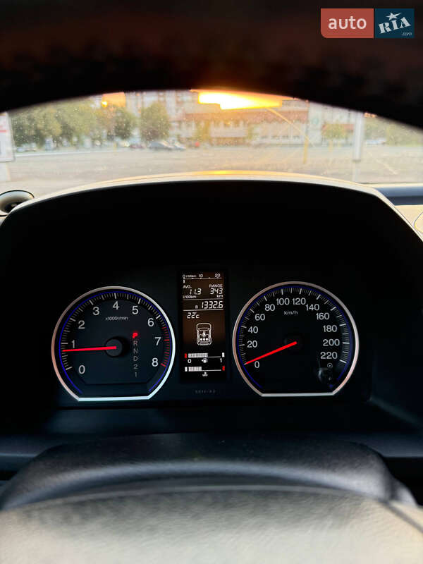 Позашляховик / Кросовер Honda CR-V 2008 в Києві