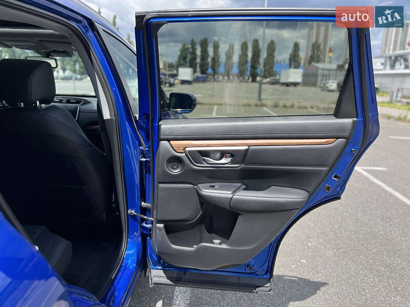 Внедорожник / Кроссовер Honda CR-V 2022 в Киеве