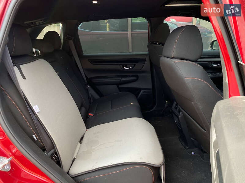 Позашляховик / Кросовер Honda CR-V 2022 в Києві