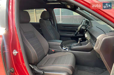 Внедорожник / Кроссовер Honda CR-V 2022 в 