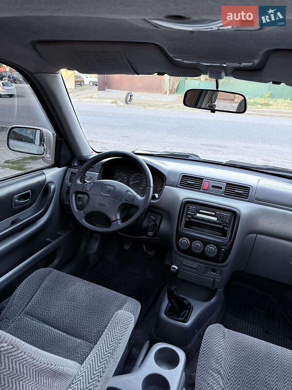 Внедорожник / Кроссовер Honda CR-V 1998 в Смеле