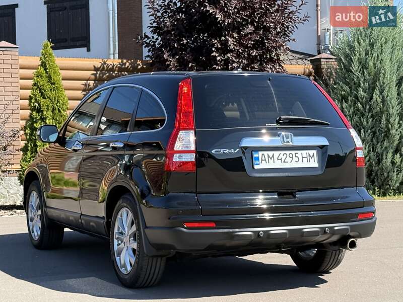 Позашляховик / Кросовер Honda CR-V 2012 в Києві
