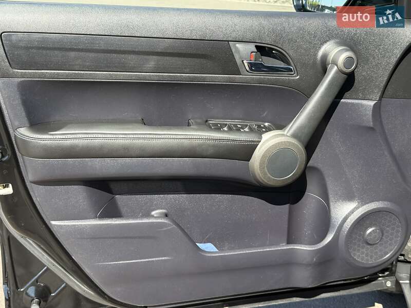 Позашляховик / Кросовер Honda CR-V 2012 в Києві
