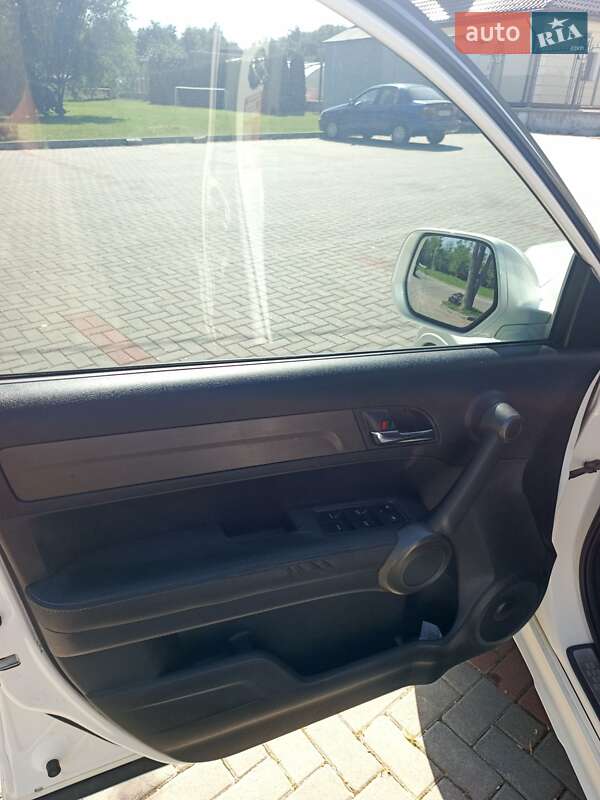 Внедорожник / Кроссовер Honda CR-V 2011 в Золочеве