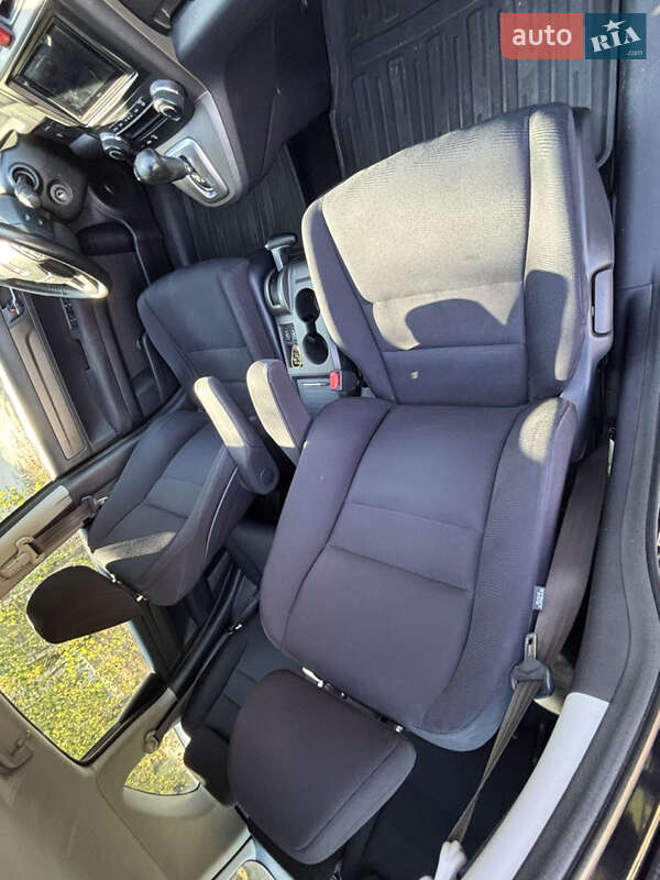 Позашляховик / Кросовер Honda CR-V 2010 в Києві