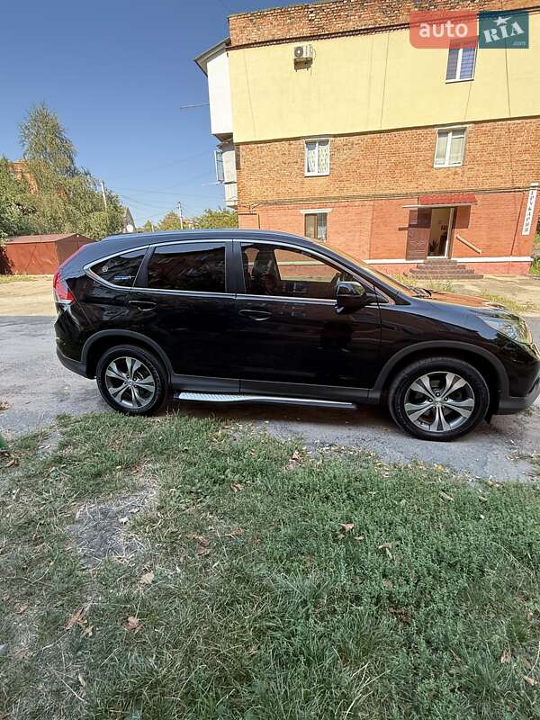 Внедорожник / Кроссовер Honda CR-V 2013 в Могилев-Подольске