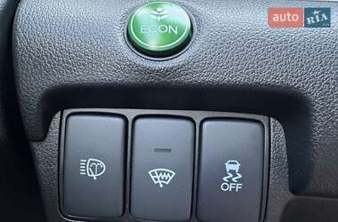 Внедорожник / Кроссовер Honda CR-V 2015 в 
