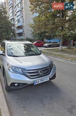 Внедорожник / Кроссовер Honda CR-V 2014 в Киеве
