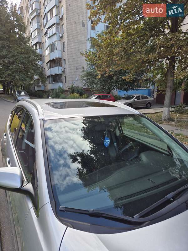 Позашляховик / Кросовер Honda CR-V 2014 в Києві