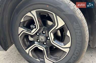 Внедорожник / Кроссовер Honda CR-V 2018 в 
