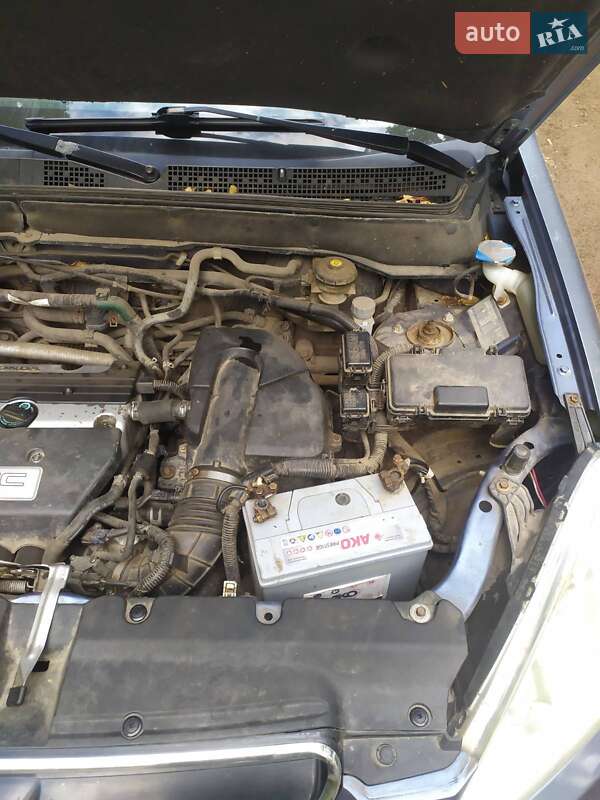 Внедорожник / Кроссовер Honda CR-V 2005 в Кривом Роге