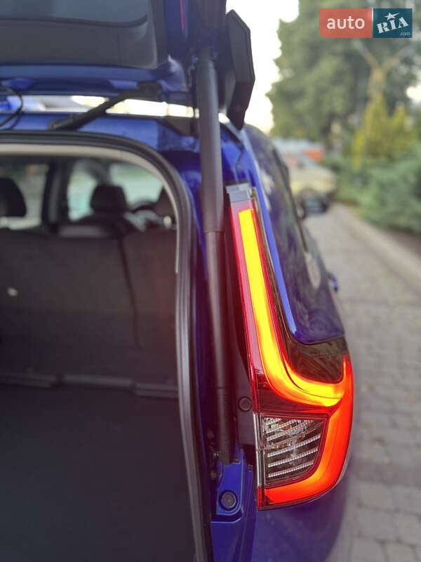 Позашляховик / Кросовер Honda CR-V 2022 в Києві