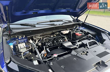 Внедорожник / Кроссовер Honda CR-V 2022 в 