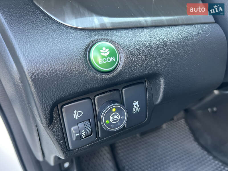 Внедорожник / Кроссовер Honda CR-V 2015 в Киеве фото 15 Внедорожник / Кроссовер Honda CR-V 2015 в Киеве