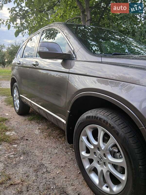 Внедорожник / Кроссовер Honda CR-V 2012 в Конотопе