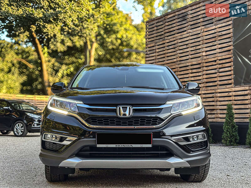Внедорожник / Кроссовер Honda CR-V 2015 в Бродах