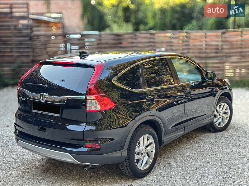 Внедорожник / Кроссовер Honda CR-V 2015 в Бродах