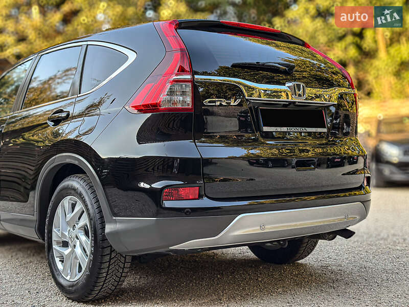 Внедорожник / Кроссовер Honda CR-V 2015 в Бродах