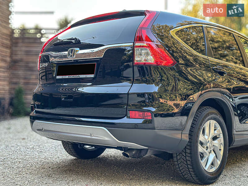 Внедорожник / Кроссовер Honda CR-V 2015 в Бродах