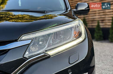 Внедорожник / Кроссовер Honda CR-V 2015 в 