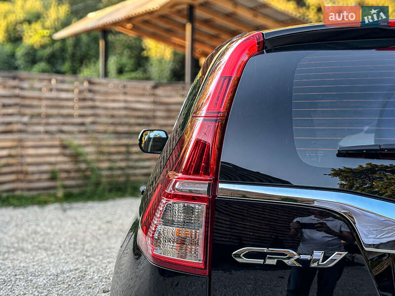 Внедорожник / Кроссовер Honda CR-V 2015 в Бродах