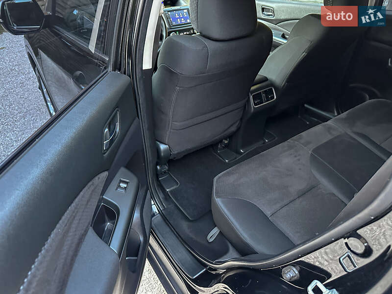 Внедорожник / Кроссовер Honda CR-V 2015 в Бродах