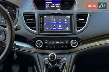 Внедорожник / Кроссовер Honda CR-V 2015 в 