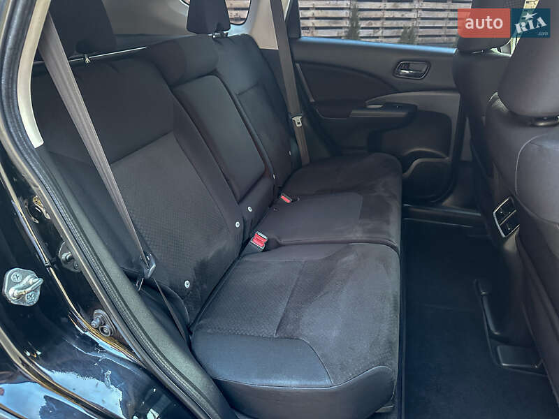 Внедорожник / Кроссовер Honda CR-V 2015 в Бродах