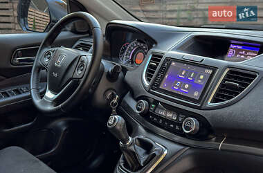 Внедорожник / Кроссовер Honda CR-V 2015 в 