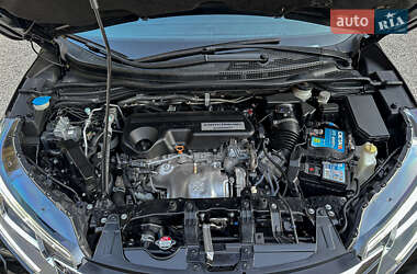 Внедорожник / Кроссовер Honda CR-V 2015 в 