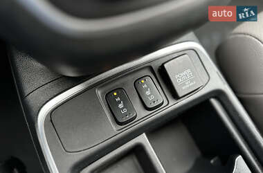 Внедорожник / Кроссовер Honda CR-V 2015 в 